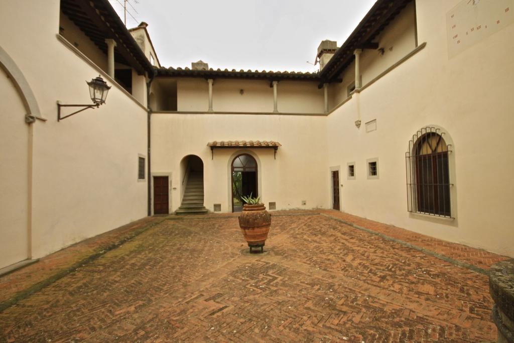 באנו א-ריפולי Villa Storica Di Majano מראה חיצוני תמונה